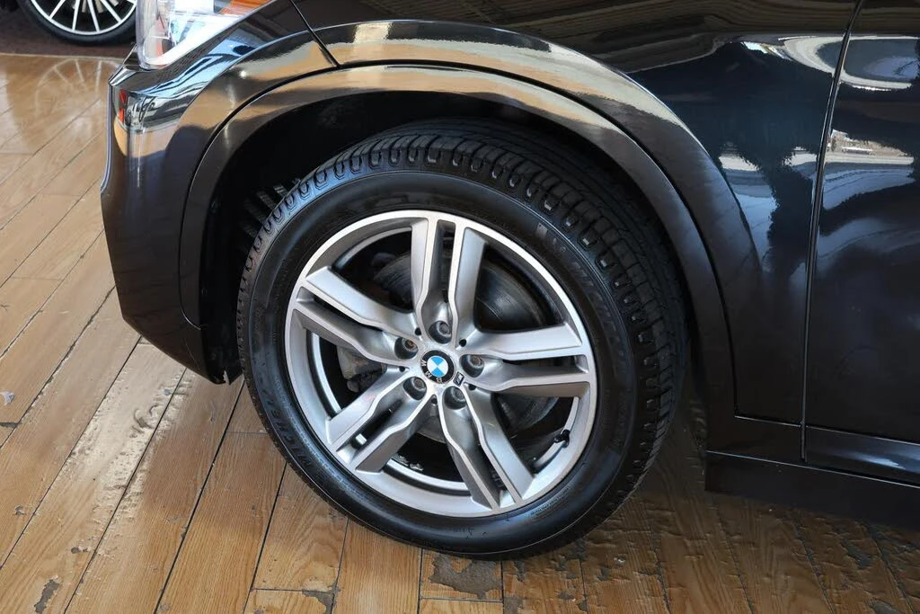 BMW X1 M-Package * АвтоКредит* (ЦЕНА ДО БГ) - изображение 6