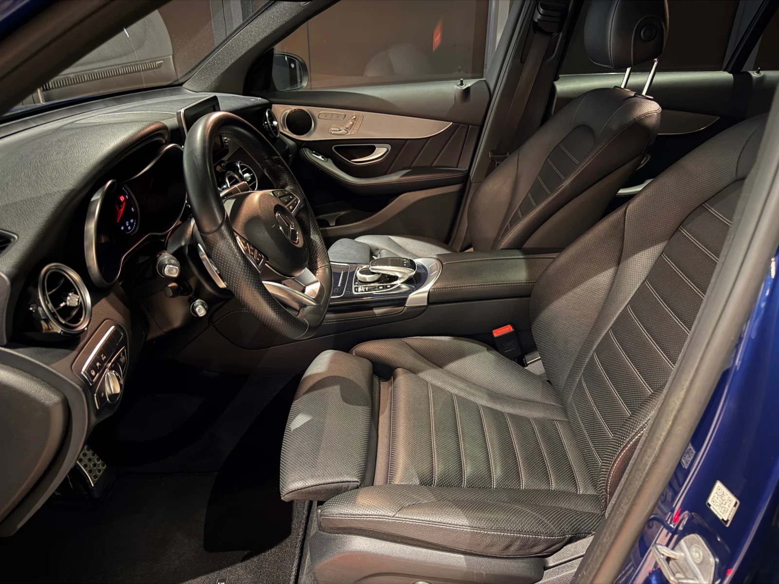 Mercedes-Benz GLC 250 d 4M AMG , снимка 14 - Автомобили и джипове - 54565404