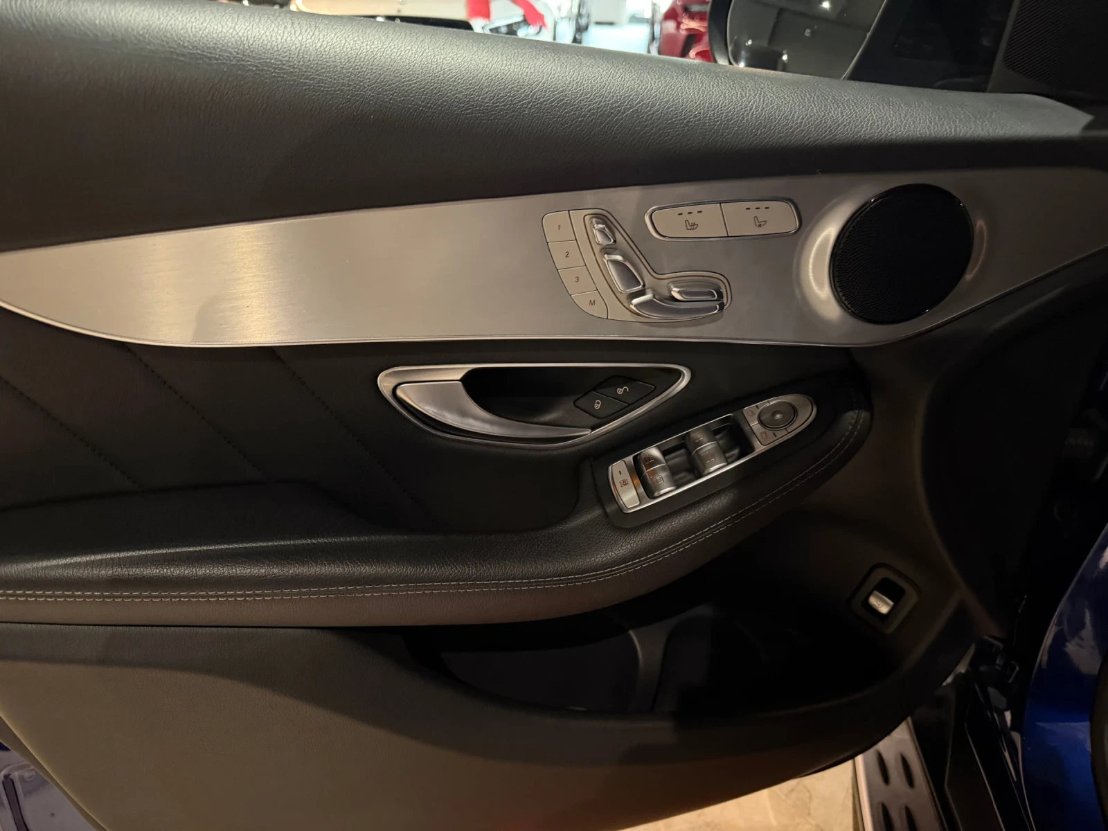 Mercedes-Benz GLC 250 d 4M AMG , снимка 12 - Автомобили и джипове - 54565404