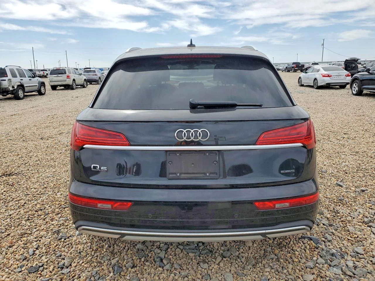 Audi Q5 2.0l Premium, снимка 6 - Автомобили и джипове - 54705935