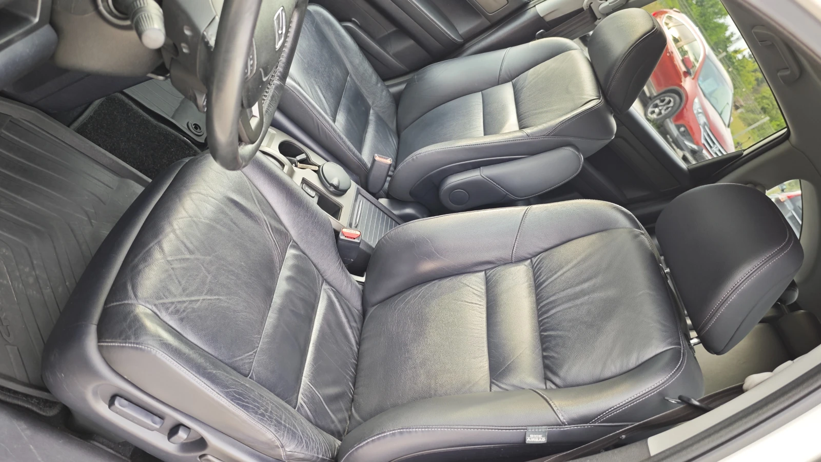 Honda Cr-v ВСИЧКО ПЛАТЕНО/НАПЪЛНО ОБСЛУЖЕН/ВТОРИ ГУМИ-ДЖАНТИ., снимка 15 - Автомобили и джипове - 54883460