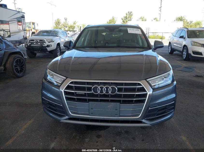 Audi Q5 2.0l 2.0T Premium/2.0T Tech Premium, снимка 12 - Автомобили и джипове - 55380947