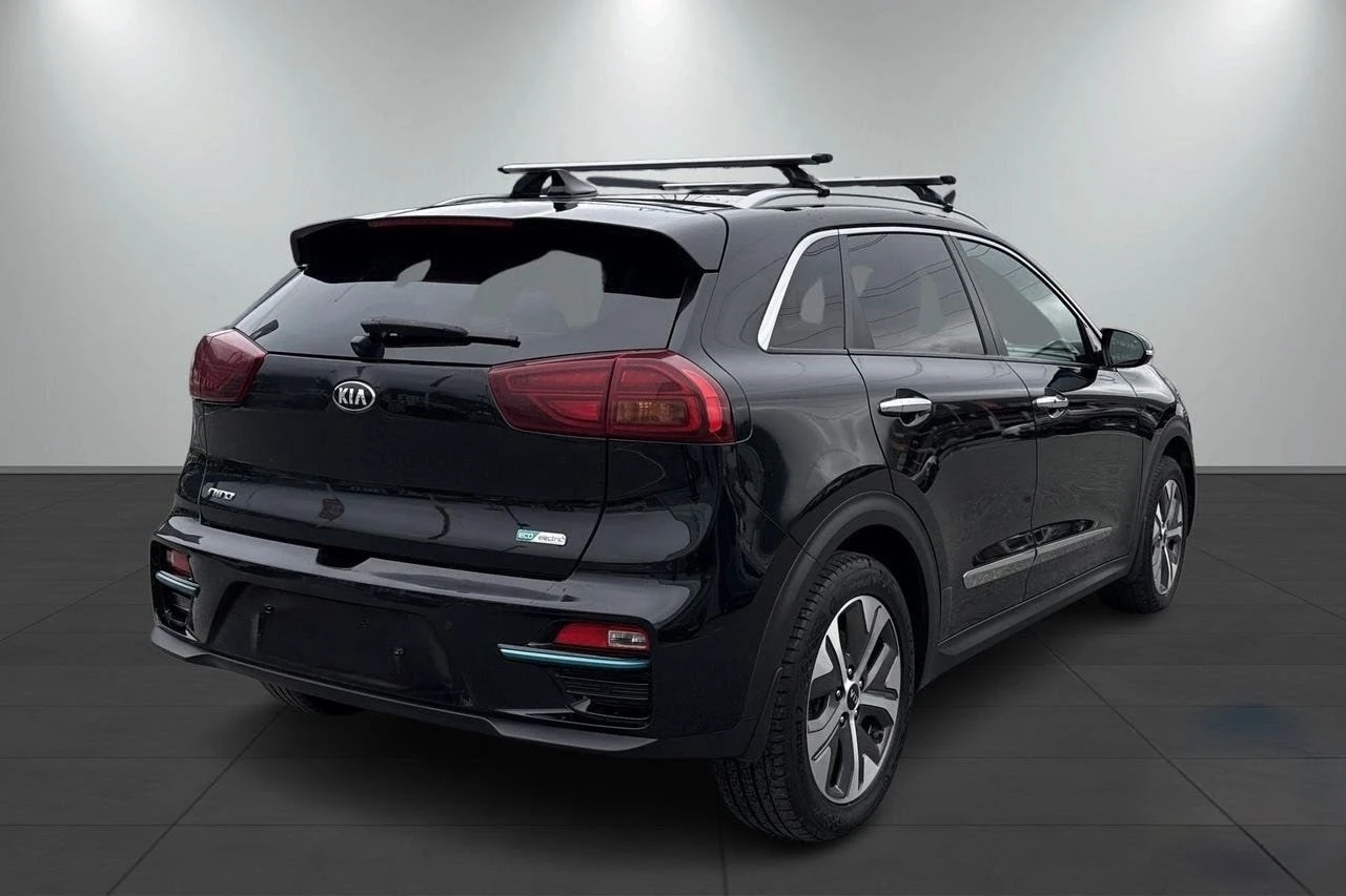 Kia Niro Exclusive 64kWh, снимка 4 - Автомобили и джипове - 56336135
