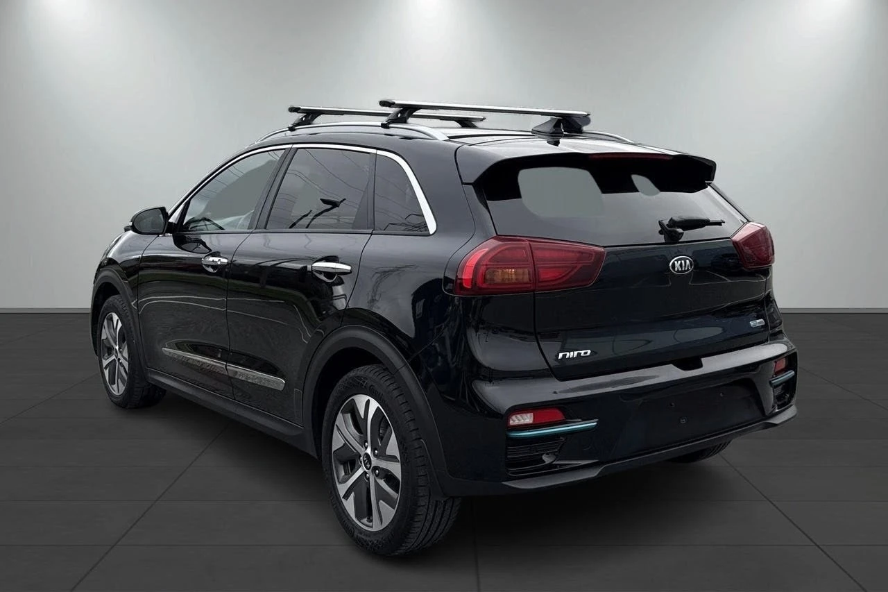 Kia Niro Exclusive 64kWh, снимка 3 - Автомобили и джипове - 56336135