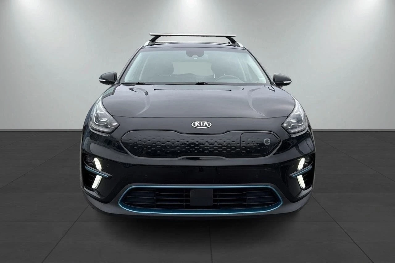 Kia Niro Exclusive 64kWh, снимка 7 - Автомобили и джипове - 56336135