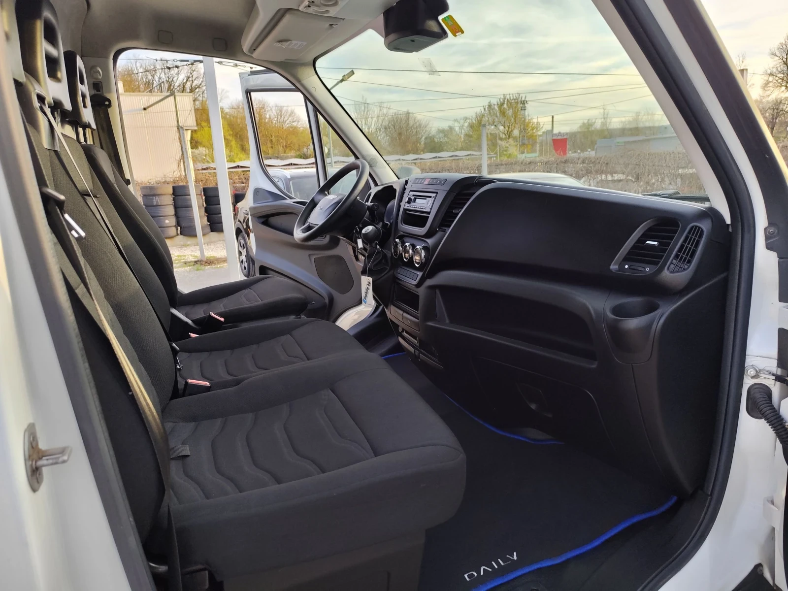 Iveco 35c17 3.0 Швейцария , снимка 17 - Бусове и автобуси - 54128167