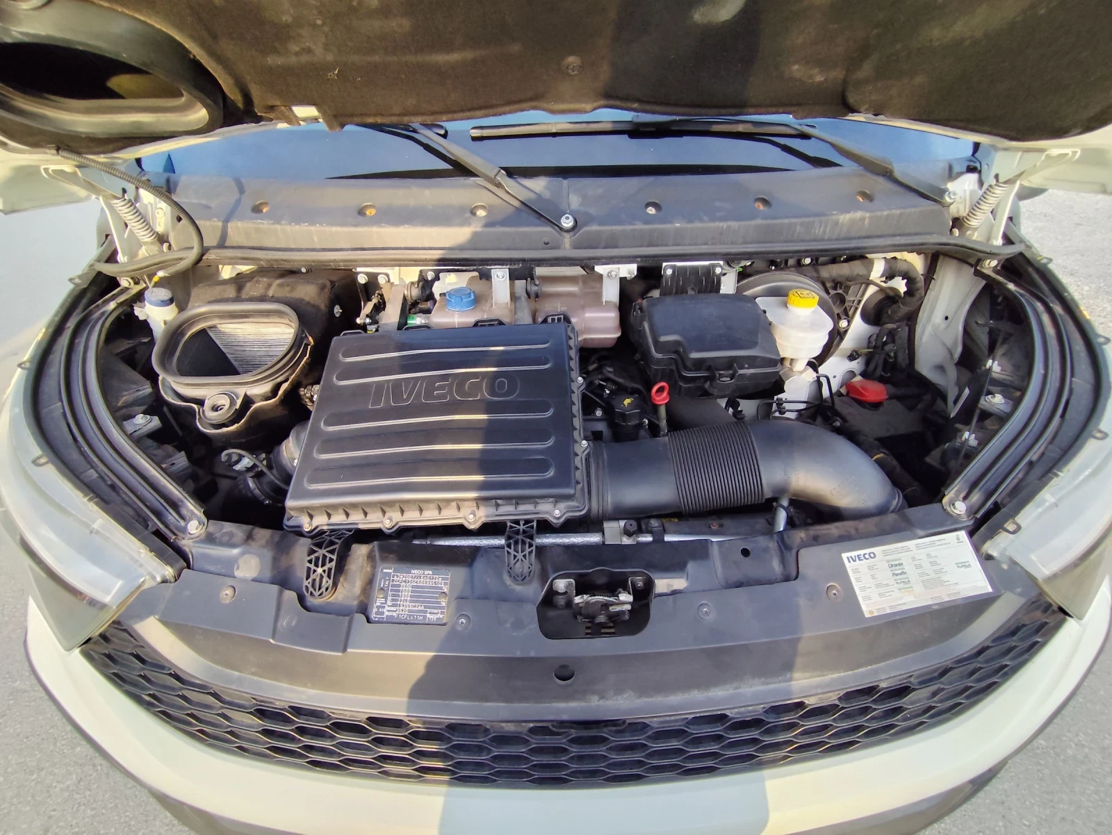 Iveco 35c17 3.0 Швейцария , снимка 3 - Бусове и автобуси - 54128167