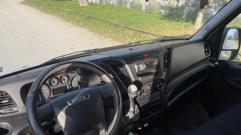 Iveco Daily 35C17, снимка 9 - Камиони - 52435328