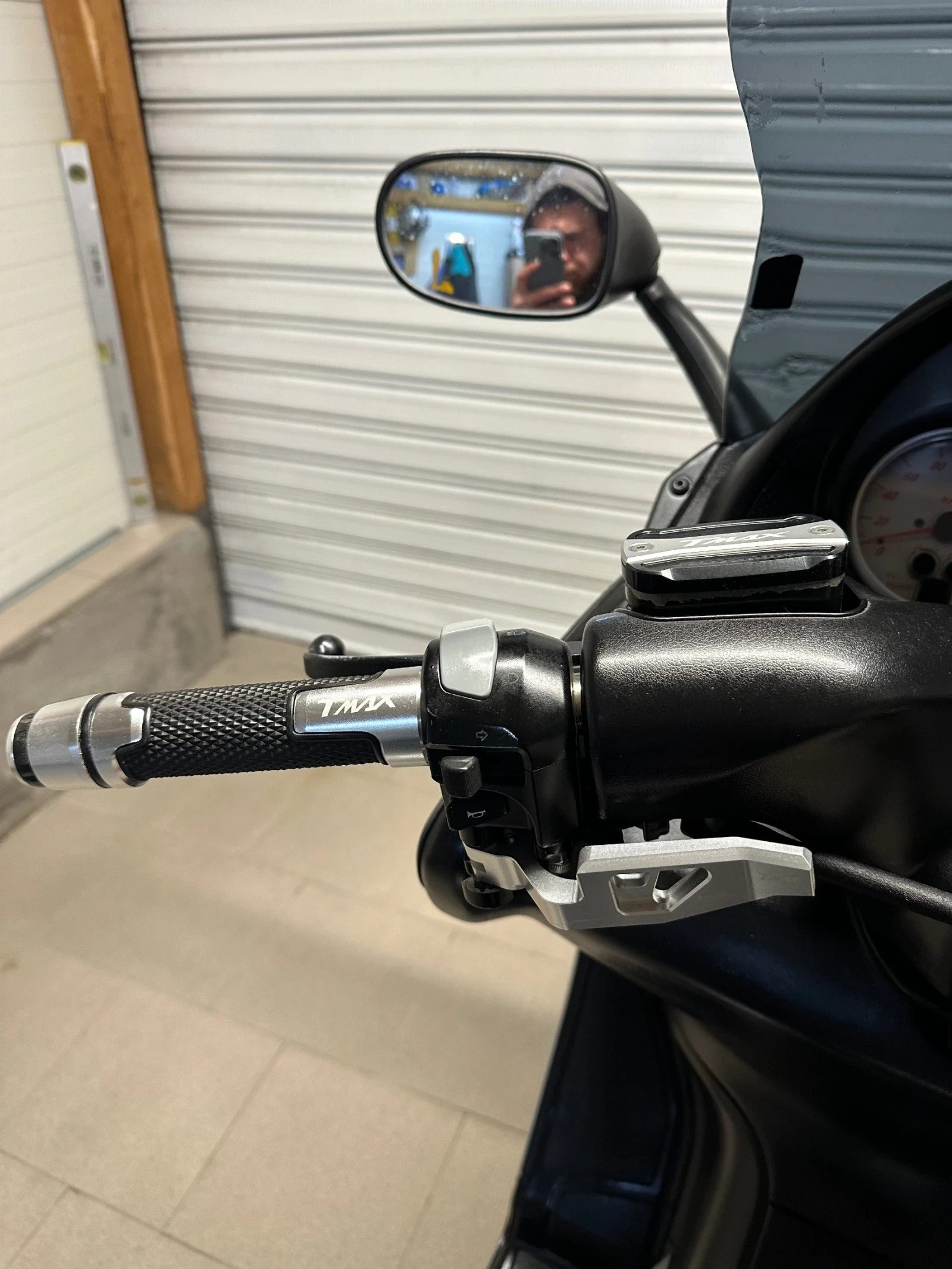 Yamaha T-max 500i - изображение 8