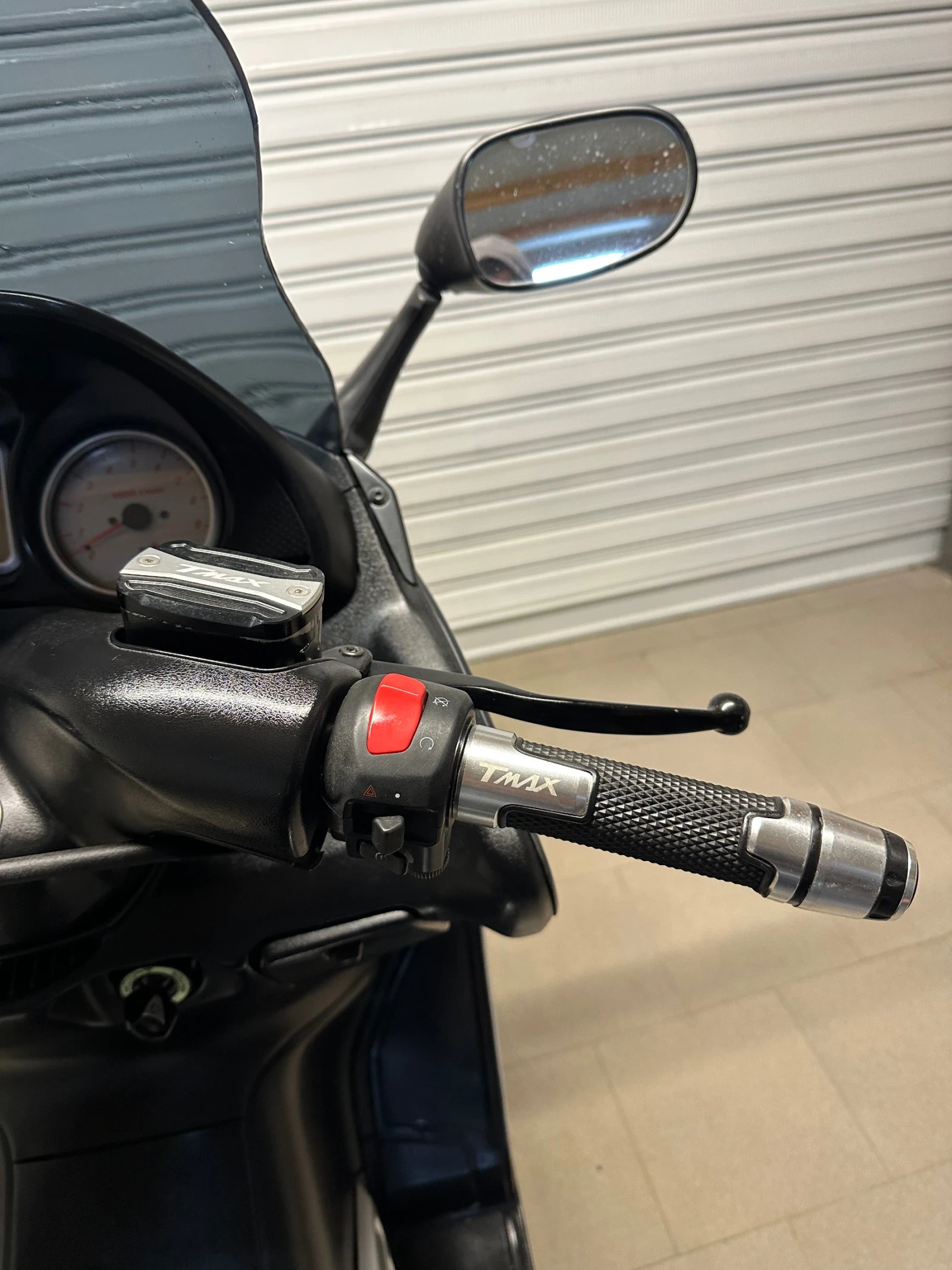 Yamaha T-max 500i - изображение 9