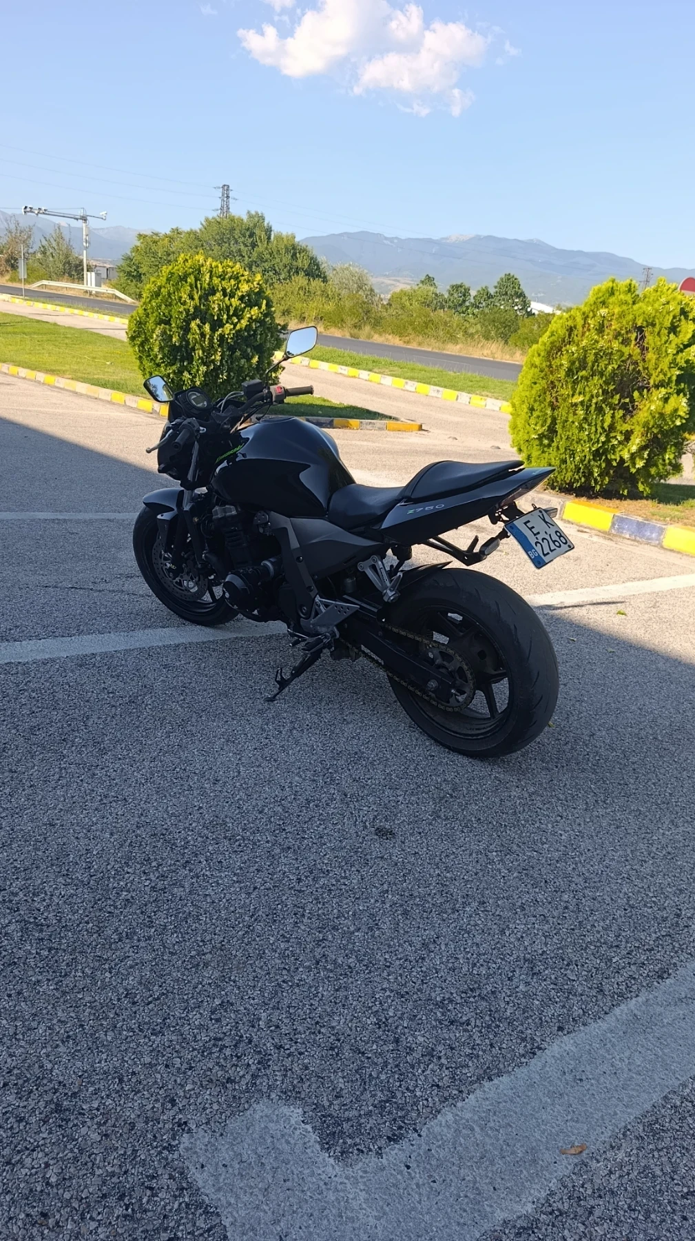 Kawasaki Z, снимка 4 - Мотоциклети и мототехника - 55571641