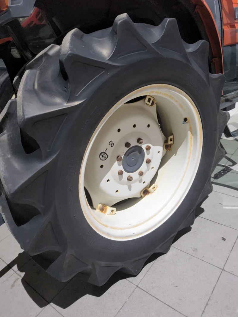 Трактор Kubota KL 46, снимка 14 - Селскостопанска техника - 52987167