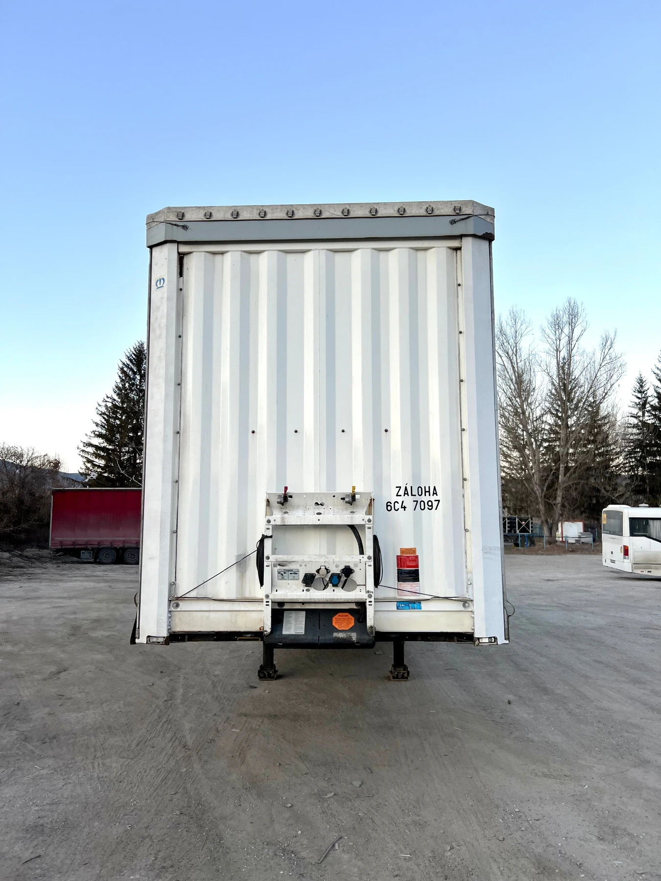 ����������� Krone Mega  | Mobile.bg � ����������� 3