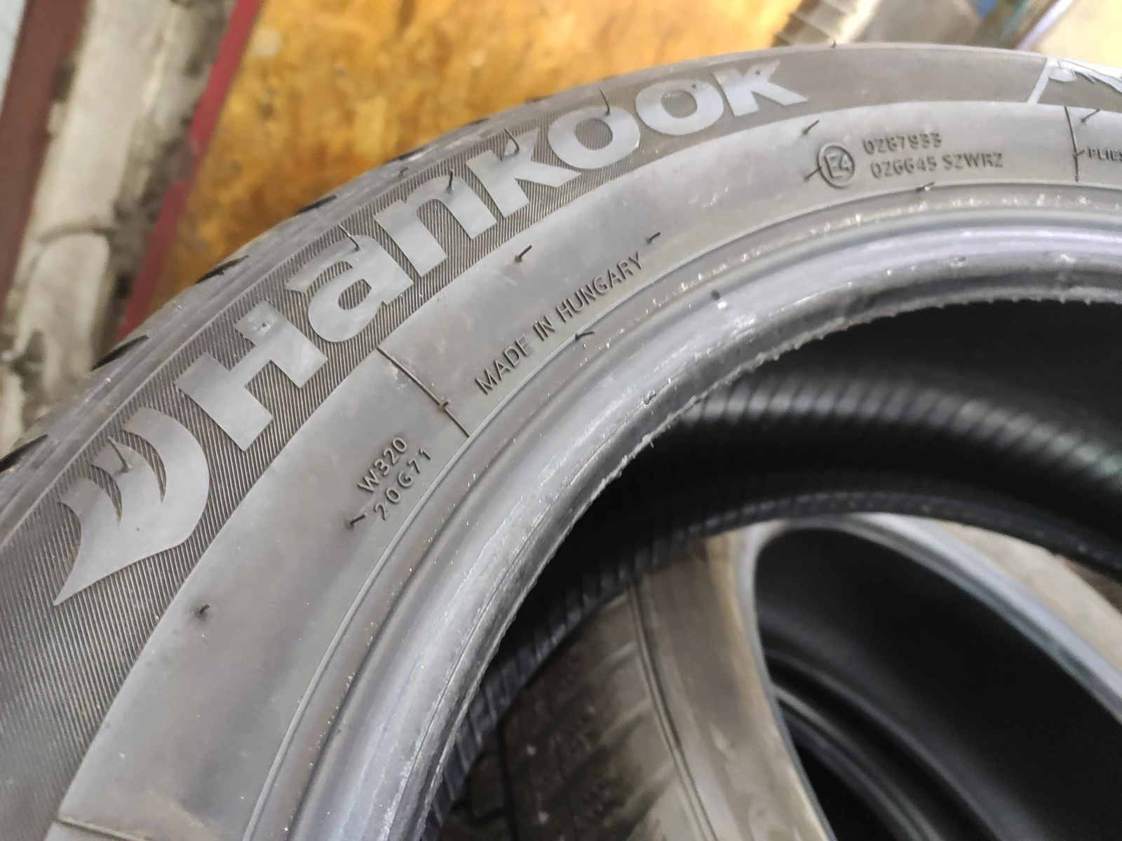 Гуми Зимни 205/55R17, снимка 8 - Гуми и джанти - 54735068