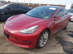 Tesla Model 3 Long Range/Mid Range, снимка 2