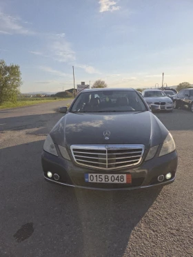 Mercedes-Benz E 250 2.5, снимка 1