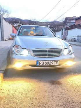 Mercedes-Benz C 180 1, 8, снимка 2