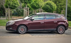 Обява за продажба на Lancia Delta САМОПАРКИРАНЕ/АВТОМАТИК/ПАНОРАМЕН ТАВАН/НАВИ/BOSE ~12 000 лв. - изображение 2