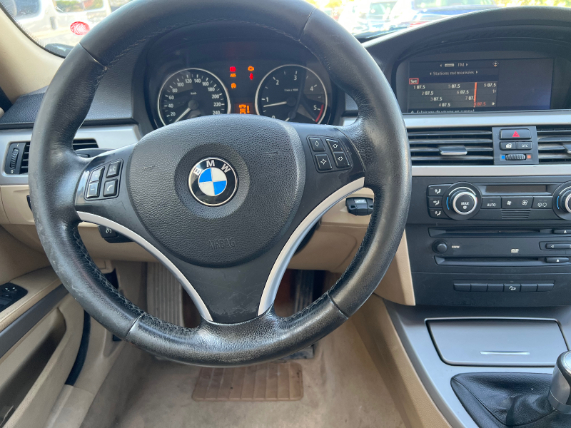 BMW 330 4х4 Ръчка, снимка 3 - Автомобили и джипове - 38268032