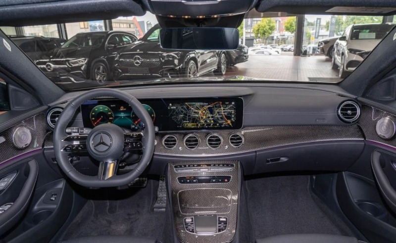 Mercedes-Benz E 400 d T 4Matic = AMG Line= Agility Control Гаранция, снимка 8 - Автомобили и джипове - 45965164