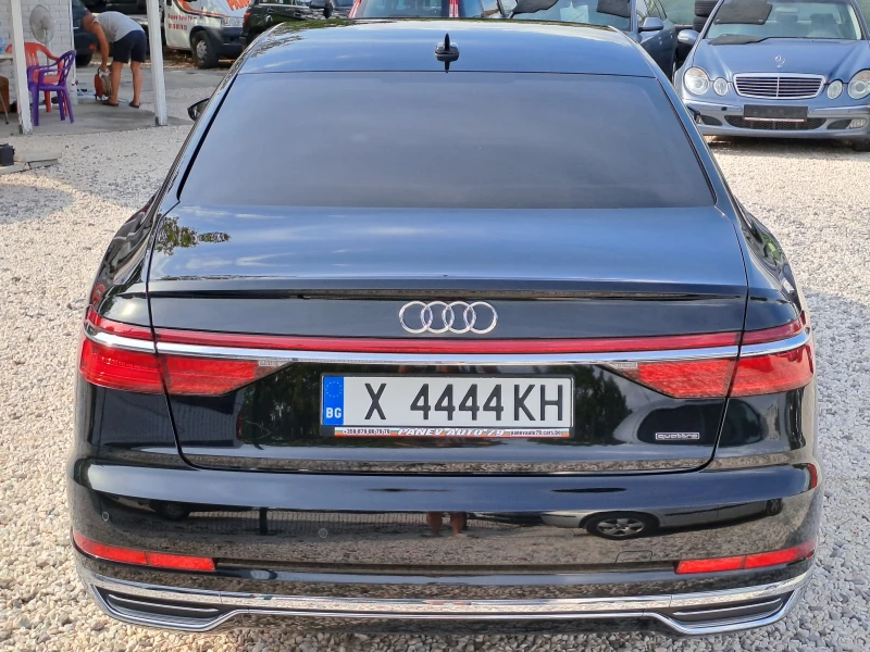 Audi A8 3xTV* HUD* DISTRONIK* FULL  MAX* , снимка 4 - Автомобили и джипове - 47168504