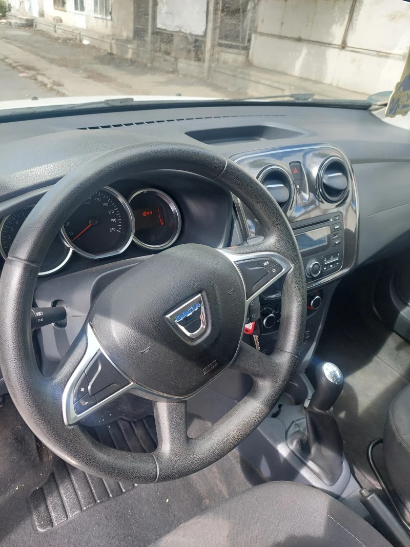 Dacia Logan 1.0, снимка 11 - Автомобили и джипове - 47241470