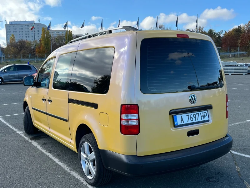 VW Caddy Max, снимка 2 - Автомобили и джипове - 48056712