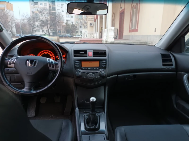 Honda Accord 2.2, снимка 6 - Автомобили и джипове - 48300986