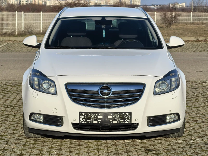 Opel Insignia 1.6Т-180к.с* EVRO 5A* COSMO* СЕРВИЗНА ИСТОРИЯ!!! в Автомобили и джипове в гр. София