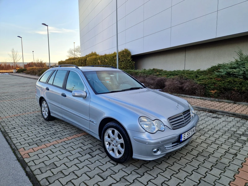 Mercedes-Benz C 180 KOMPRESSOR УНИКАТ, снимка 1 - Автомобили и джипове - 48575381