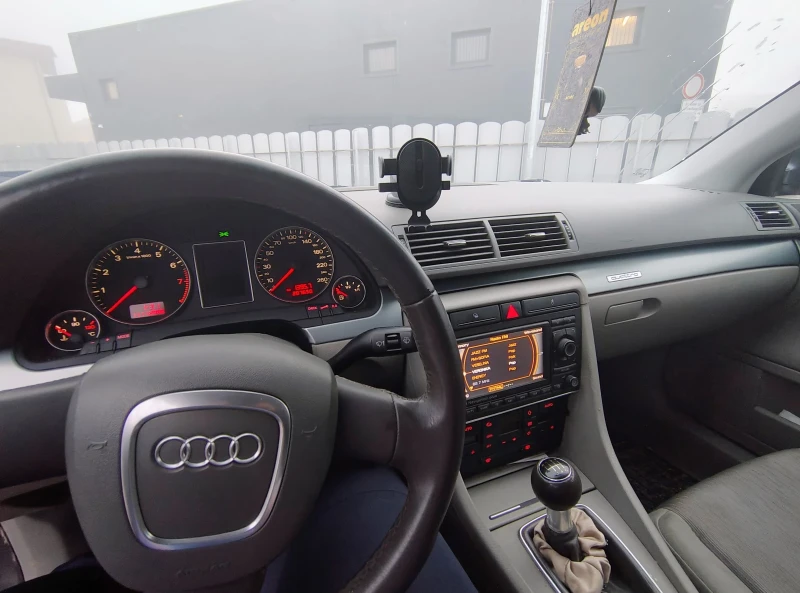 Audi A4 1.8T 4x4 Quattro B7 Sedan Ръчка, снимка 6 - Автомобили и джипове - 48749275