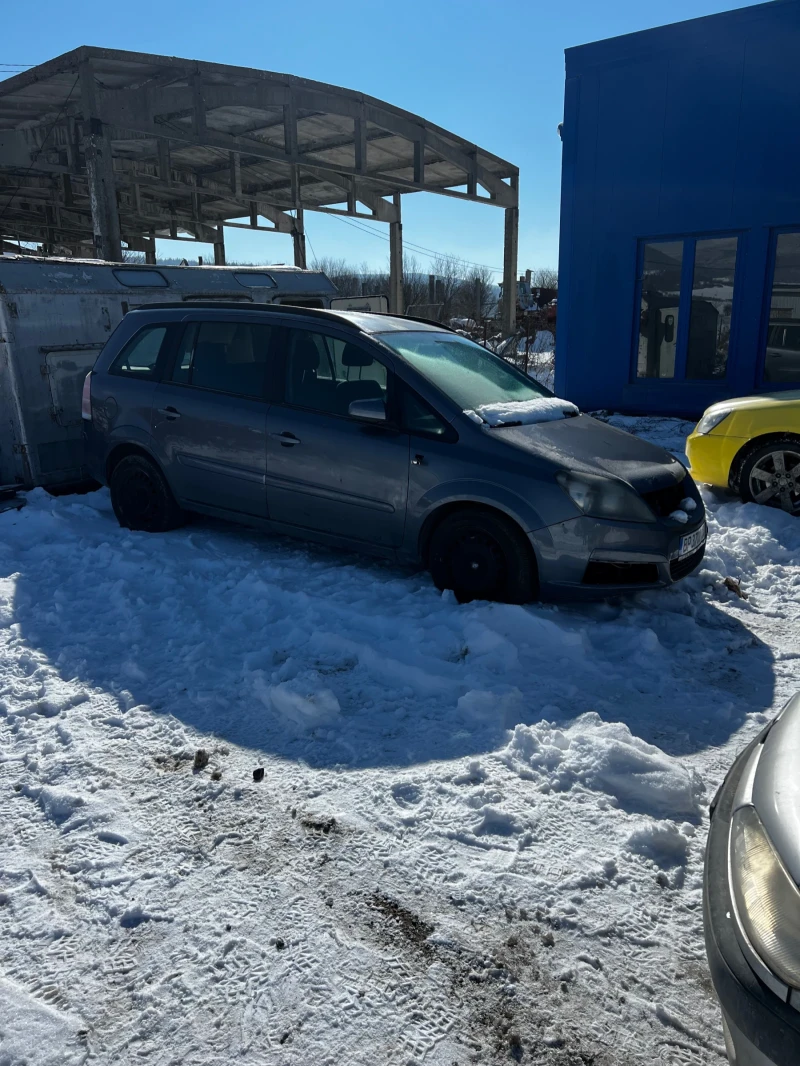 Opel Zafira 1.9 CDTI, снимка 2 - Автомобили и джипове - 49292758