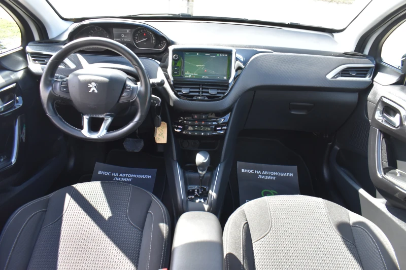 Peugeot 208 1.2i* ALLURE* CAMERA* PANORAMA, снимка 15 - Автомобили и джипове - 49563720