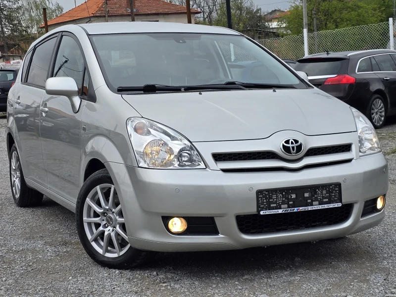 Toyota Corolla verso 2.2 D4D 136 К.С. 139000 КМ, снимка 2 - Автомобили и джипове - 49768786