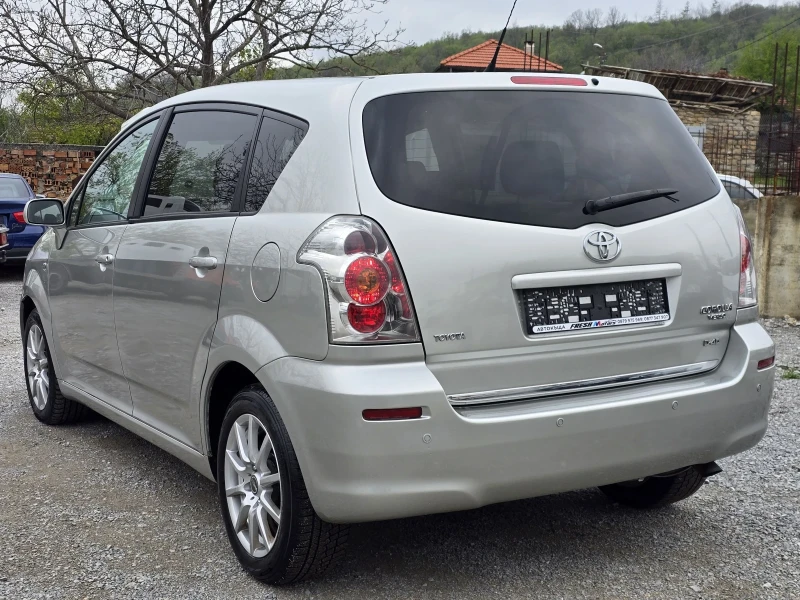 Toyota Corolla verso 2.2 D4D 136 К.С. 139000 КМ, снимка 3 - Автомобили и джипове - 49768786