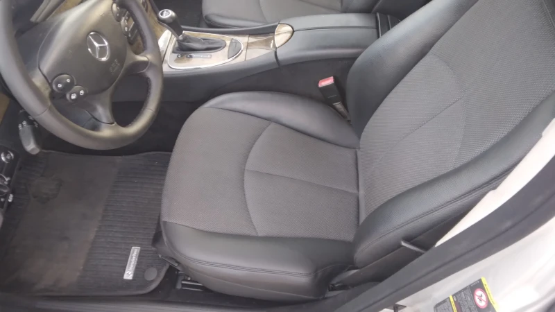 Mercedes-Benz E 220 Mercedes-Benz E-Klasse E 220 CDI Avantgarde, снимка 12 - Автомобили и джипове - 52012639