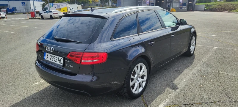 Audi A4, снимка 3 - Автомобили и джипове - 52924356