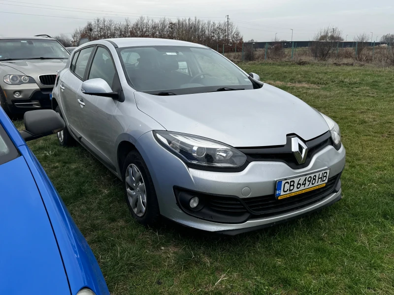 Renault Megane 1.5 DCI, снимка 2 - Автомобили и джипове - 52666623