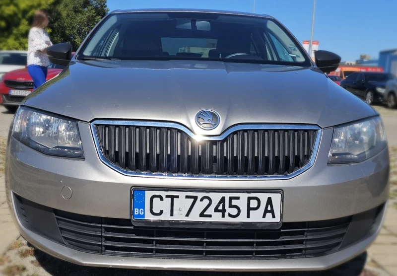Skoda Octavia, снимка 5 - Автомобили и джипове - 53010641
