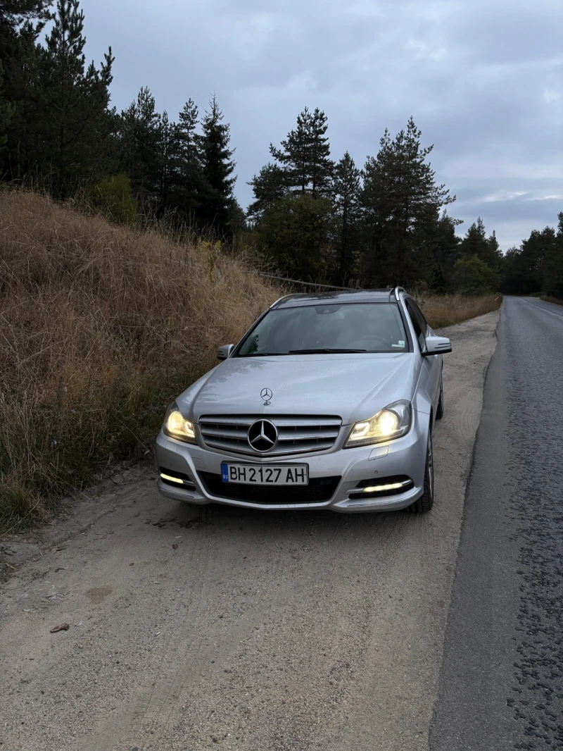 Mercedes-Benz C 220, снимка 10 - Автомобили и джипове - 53471918