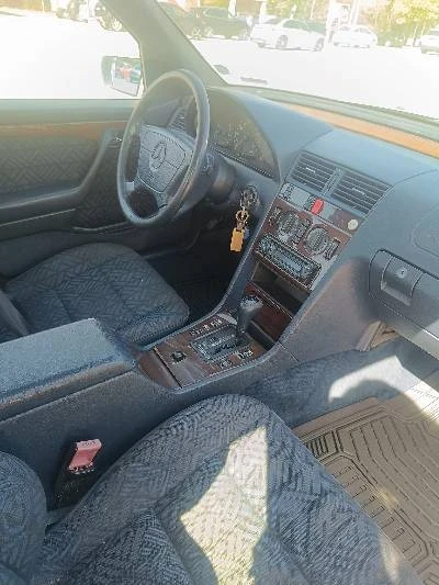 Mercedes-Benz C 180 | Mobile.bg   7