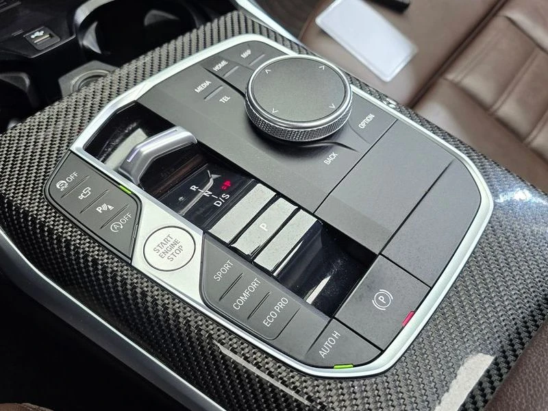 BMW 340 M340i xDrive Touring| 382к.с.| ВКЛ.ТЕХНОТЕСТ, снимка 8 - Автомобили и джипове - 55582270