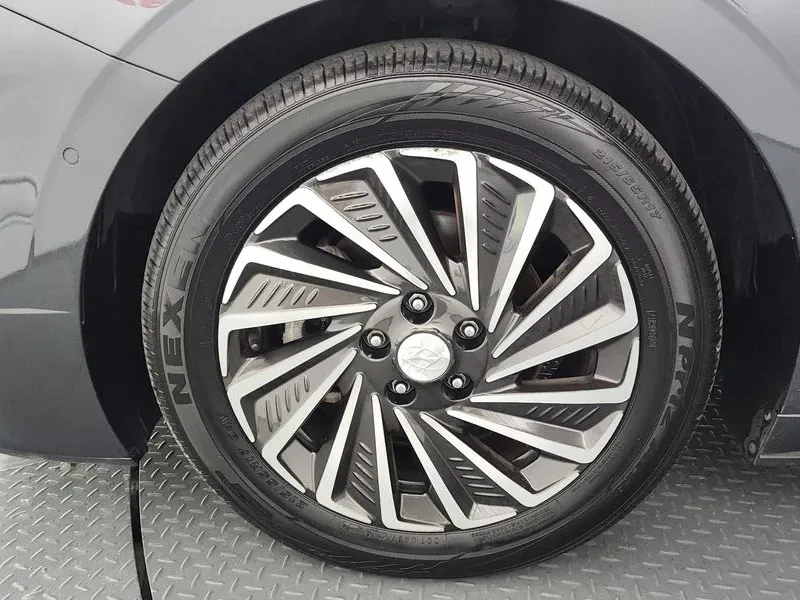 Hyundai Sonata Premium Plus, снимка 5 - Автомобили и джипове - 55748687