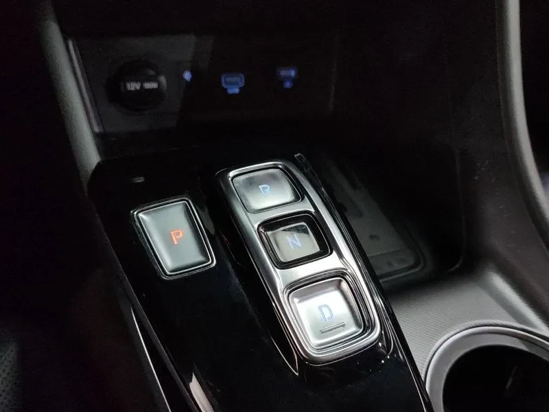 Hyundai Sonata Premium Plus, снимка 9 - Автомобили и джипове - 55748687