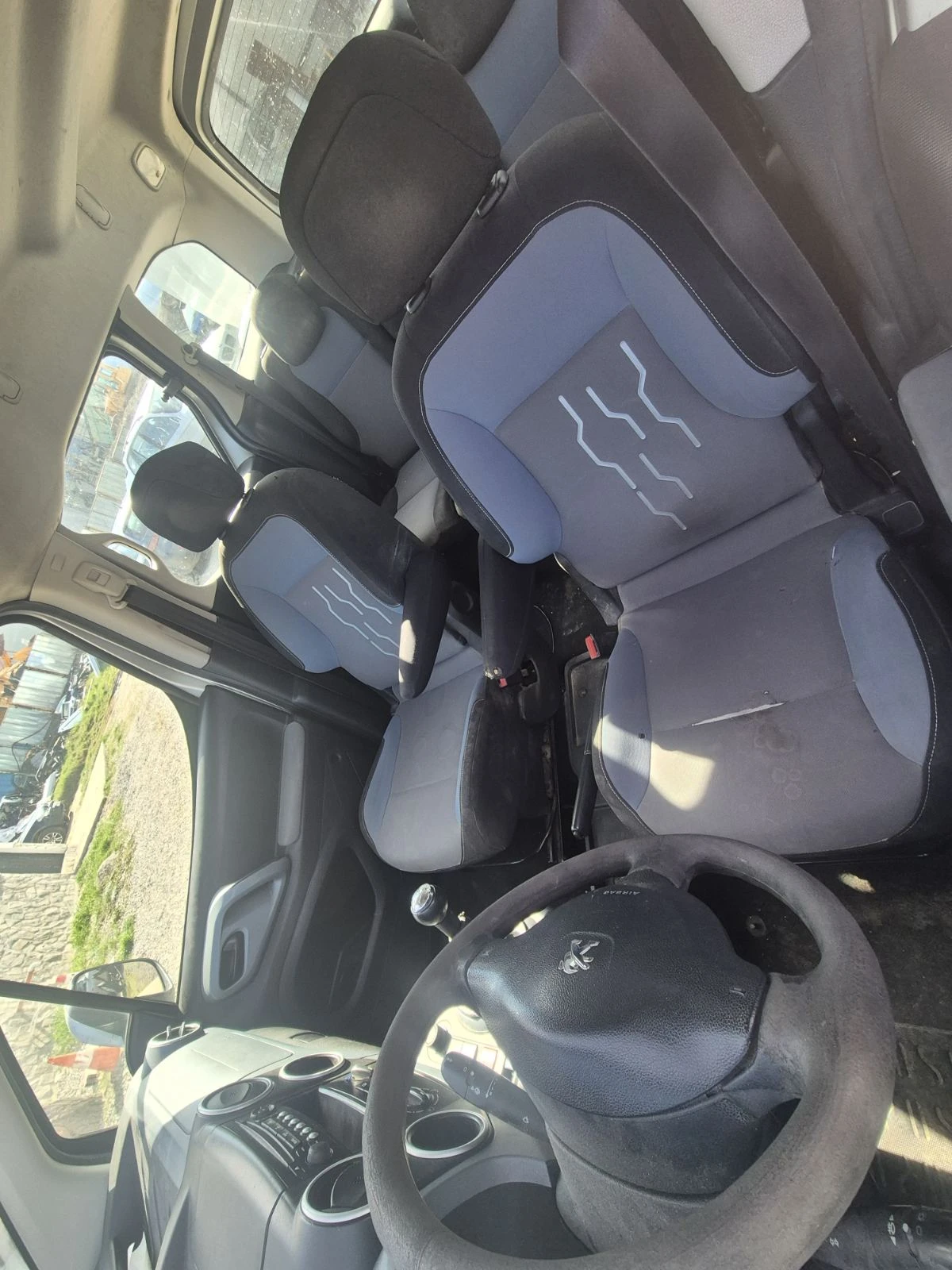 Peugeot Partner 1.6 115 HDI, снимка 5 - Автомобили и джипове - 50006263