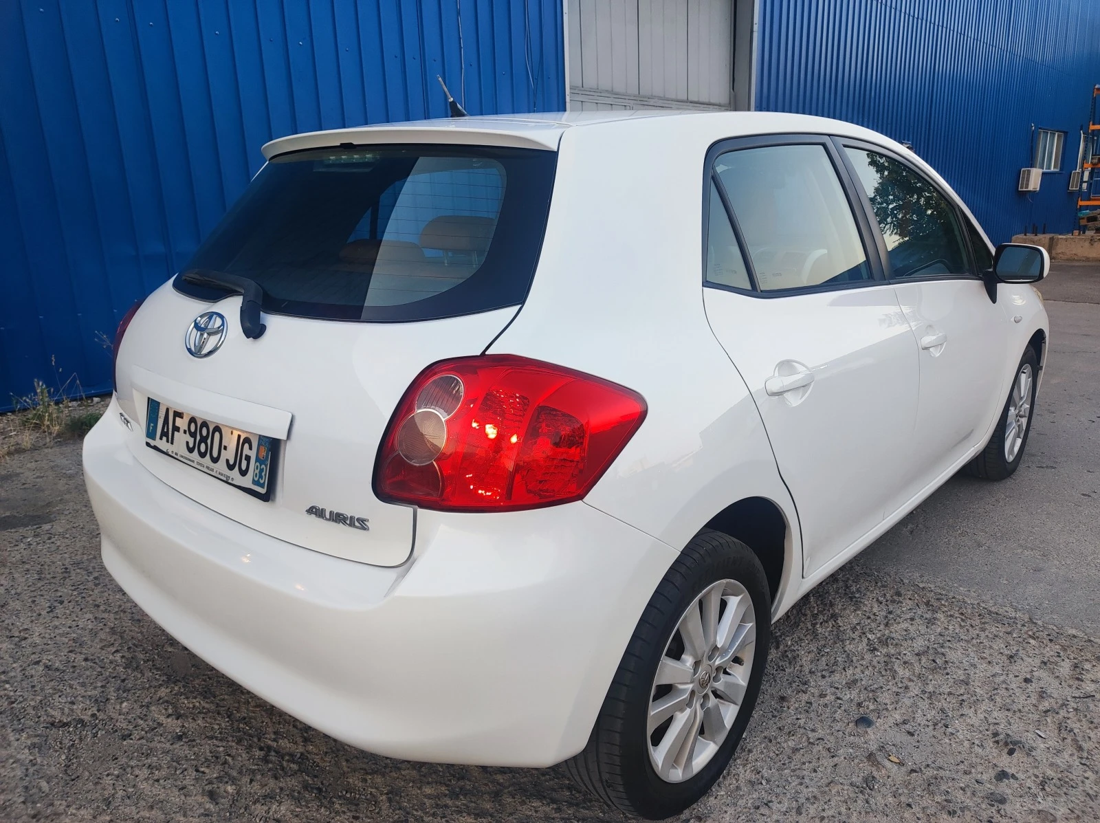 Toyota Auris 1.6 VVTI Key Less , Климатроник кожен салон - изображение 6