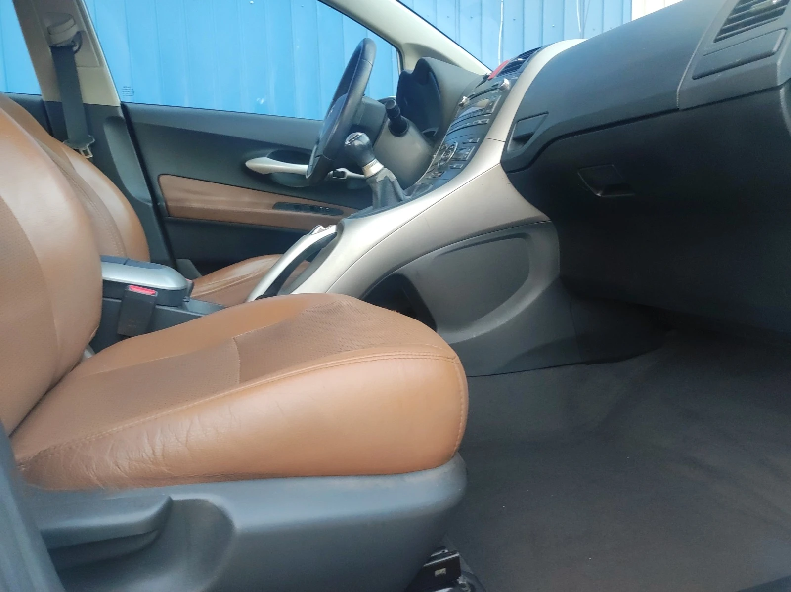 Toyota Auris 1.6 VVTI Key Less , Климатроник кожен салон - изображение 10