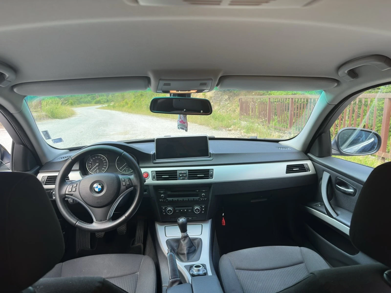BMW 320 BMW E90 Facelift (LCI) Xdrive - изображение 6