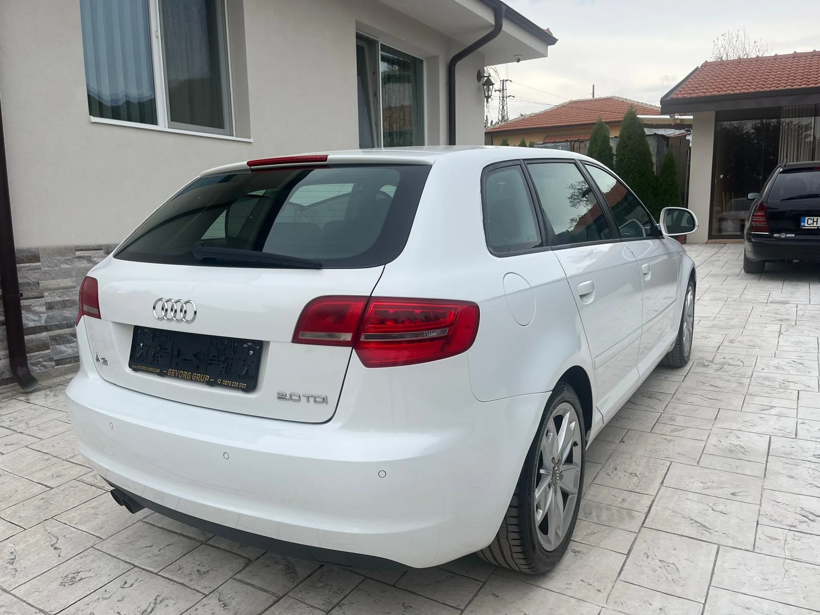 Audi A3 2.0 TDI  AVTO  | Mobile.bg   5