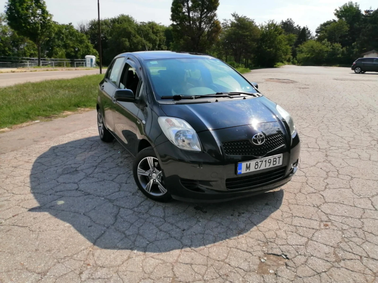 Toyota Yaris * автоматик - изображение 2